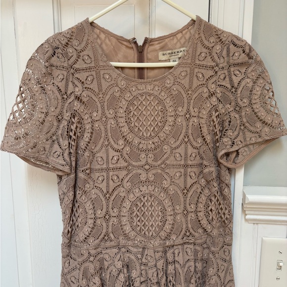 Burberry Lace Dress cafe-au-Lait Short Sleeve Knee Length Dress Size 8 - Picture 4 of 6